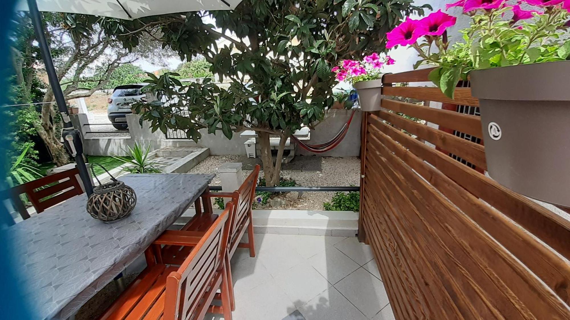 Apartmani G&M Bibinje Luaran gambar